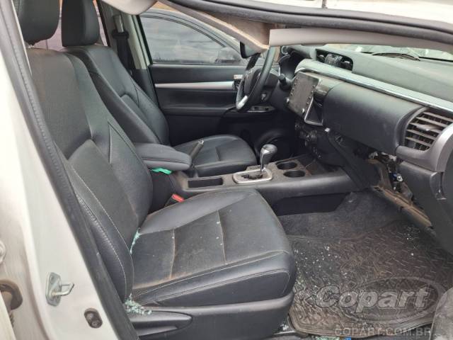 2022 TOYOTA HILUX CD 