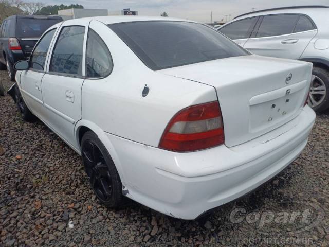 1998 CHEVROLET VECTRA 
