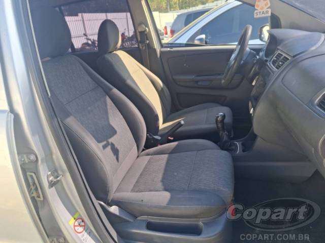 2013 VOLKSWAGEN SPACEFOX 
