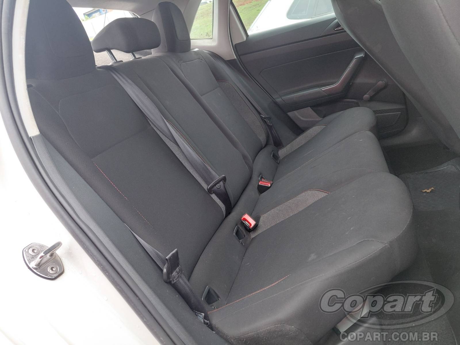 Foto 6 de 15: 2024 VOLKSWAGEN POLO