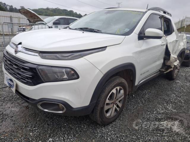 2017 FIAT TORO 