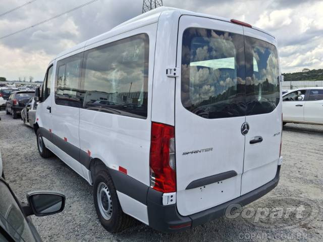 2025 MERCEDES BENZ SPRINTER 