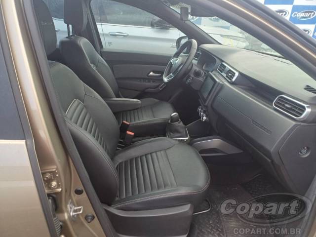2021 RENAULT DUSTER 
