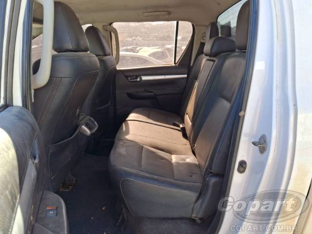 2017 TOYOTA HILUX CD 