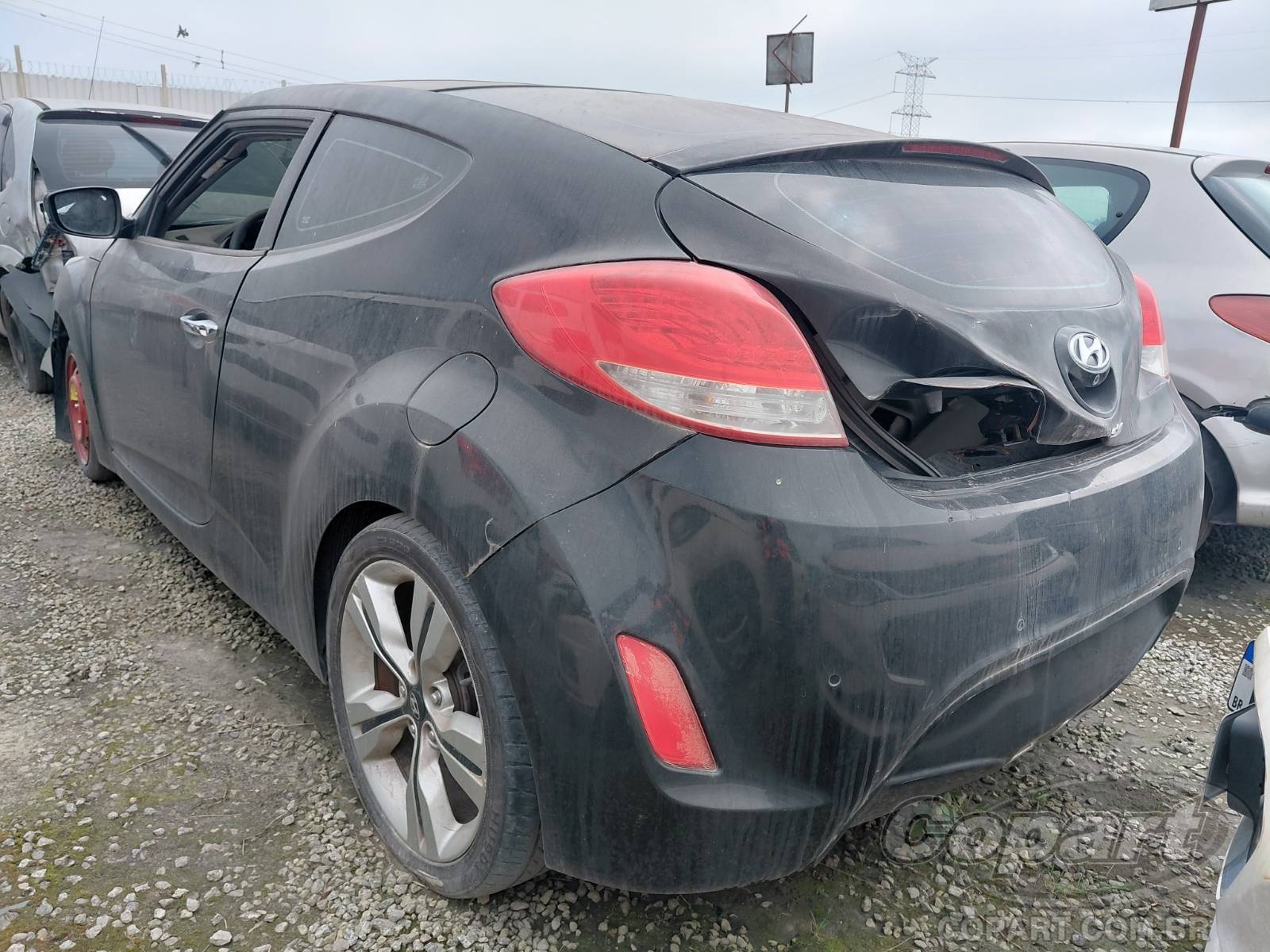 Foto 3: 2013 HYUNDAI VELOSTER