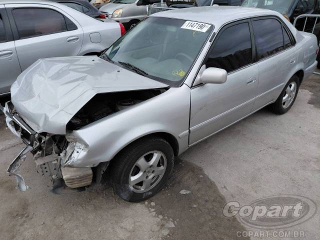 2001 TOYOTA COROLLA 
