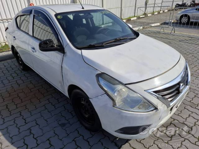 2018 NISSAN VERSA 
