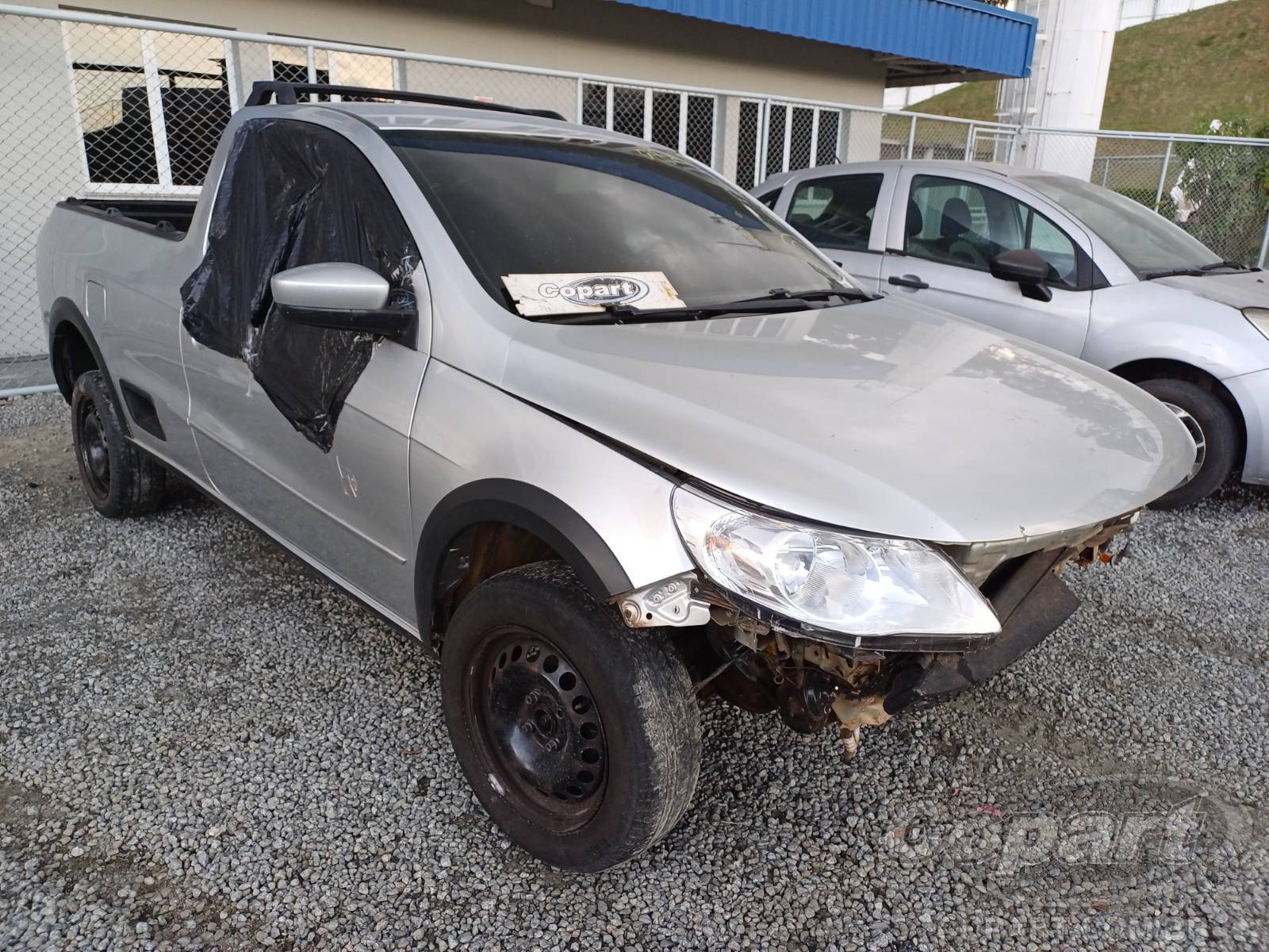 Veículo VW - VolksWagen Saveiro Volkswagen Saveiro 1.6 Total Flex 2013 Médio Dano Frontal 2013 em leilão