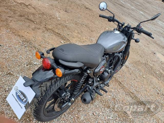 2025 ROYAL ENFIELD HUNTER 