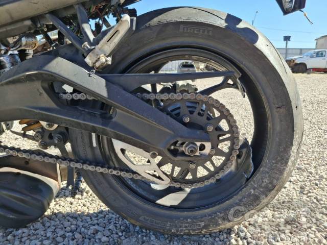 2024 TRIUMPH STREET TRIPLE 