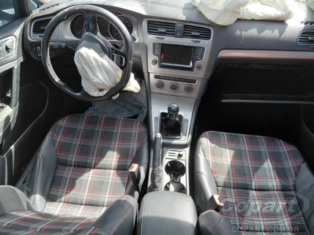 2015 VOLKSWAGEN GOLF 