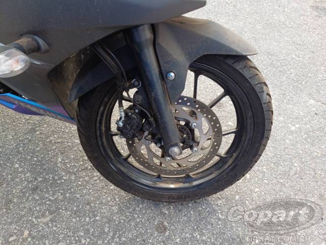 2025 YAMAHA YZF R15 