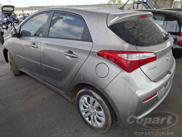 2017 HYUNDAI HB20 