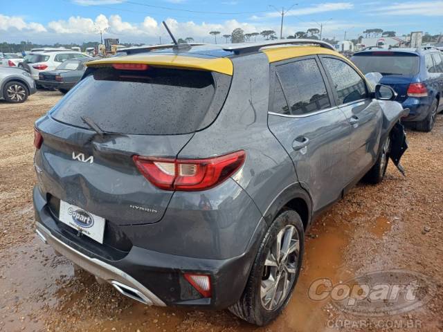 2022 KIA STONIC 