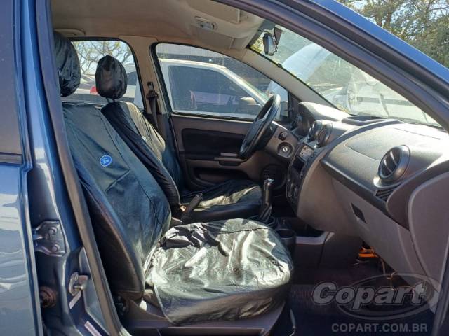 2011 FORD FIESTA 