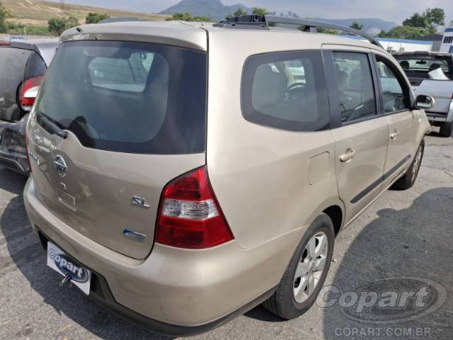 2010 NISSAN GRAND LIVINA 