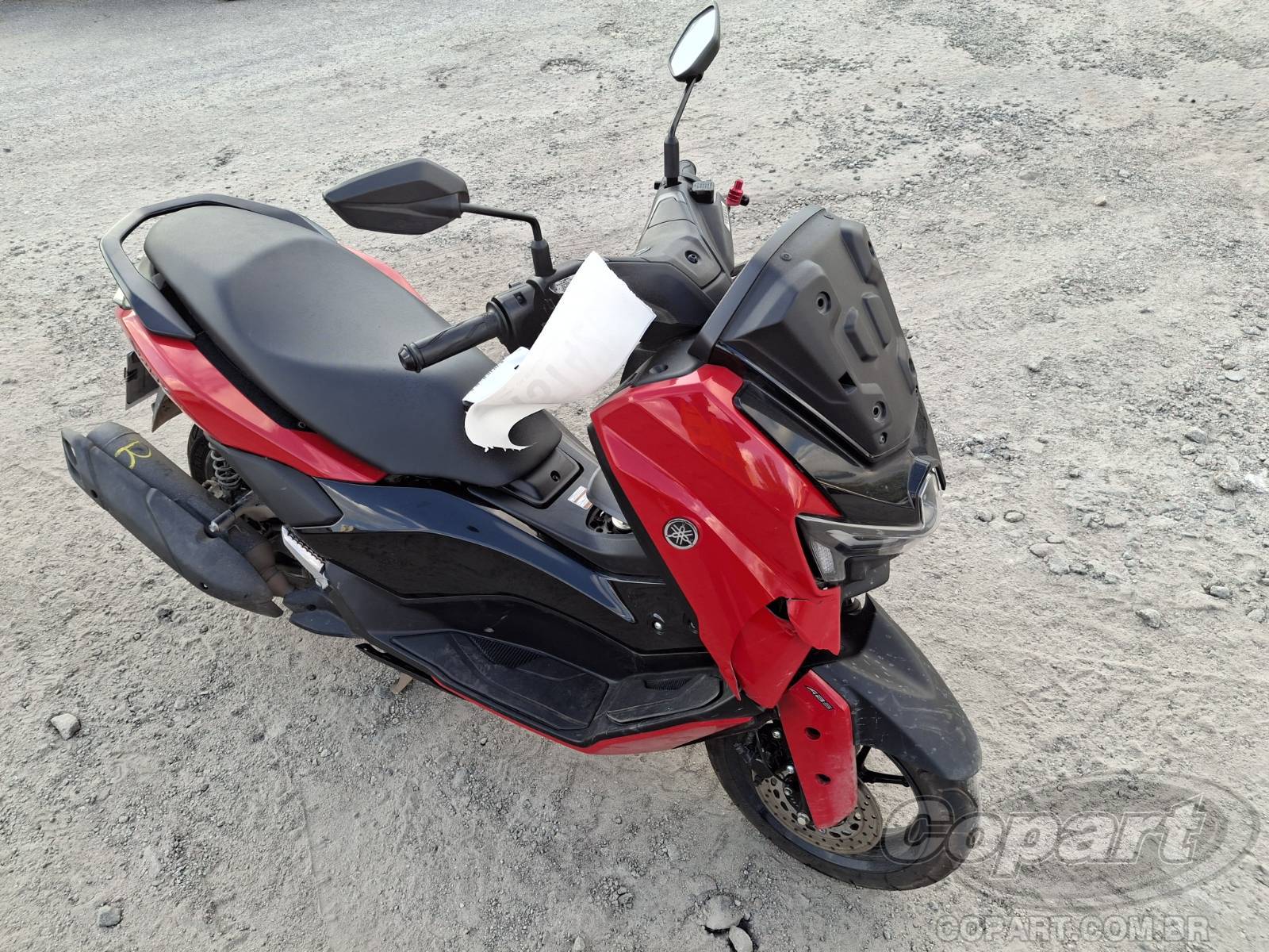 Yamaha Nmax 2025 em leilão — SP