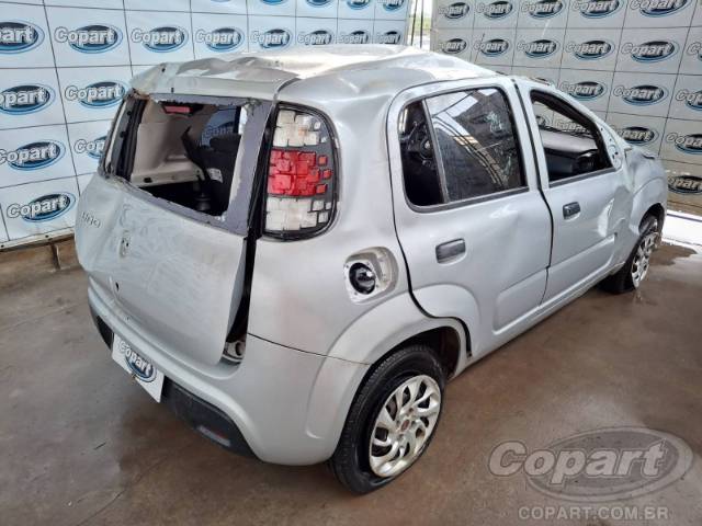 2021 FIAT UNO 