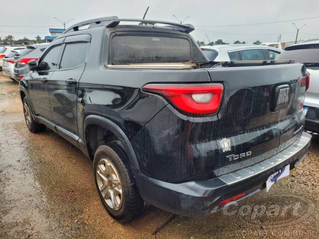 2017 FIAT TORO 