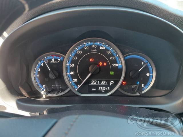 2025 TOYOTA YARIS SEDA 