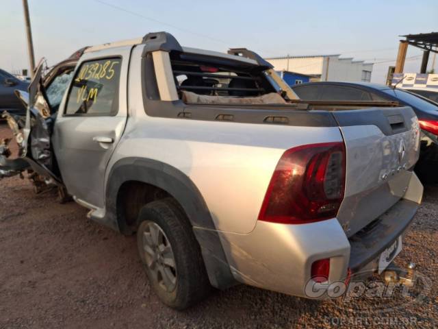 2019 RENAULT DUSTER OROCH 