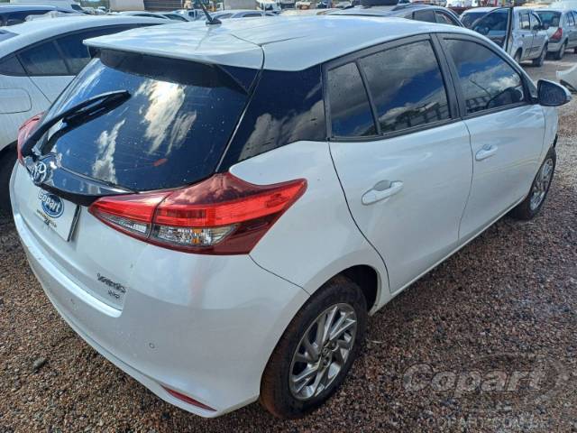 2023 TOYOTA YARIS 