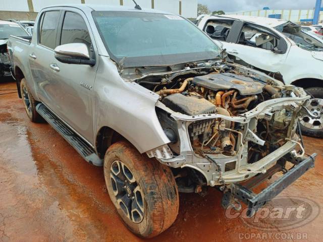 2024 TOYOTA HILUX CD 