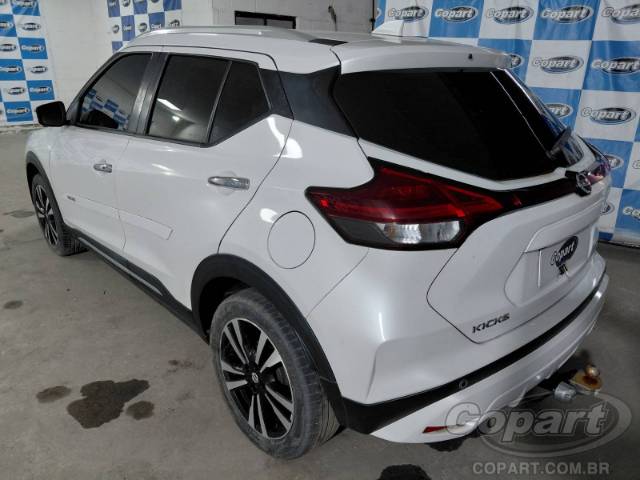 2022 NISSAN KICKS 