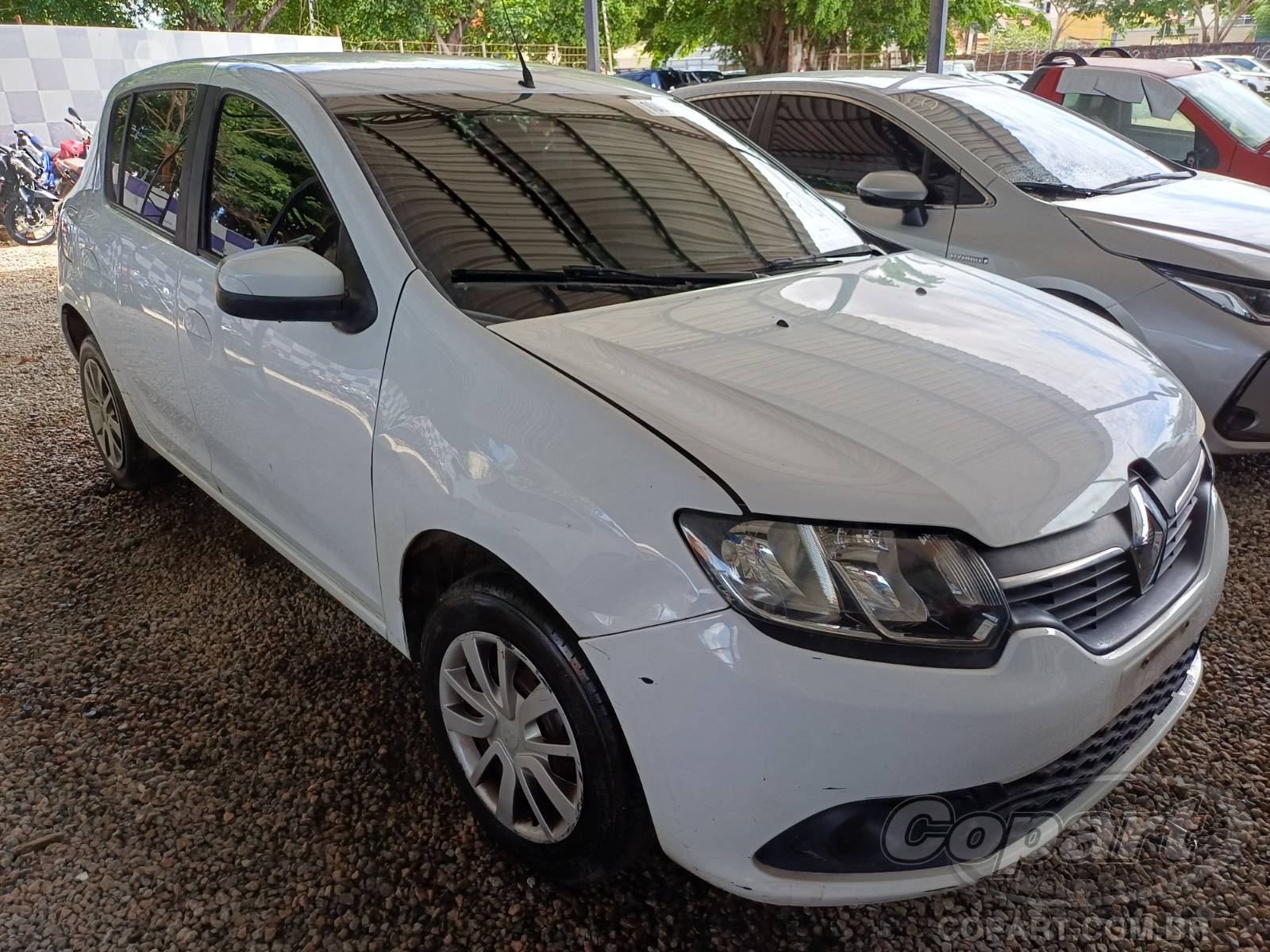 2019 RENAULT SANDERO