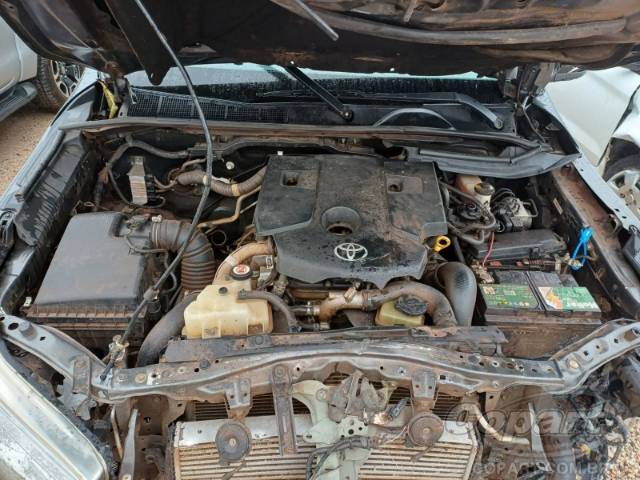 2017 TOYOTA HILUX CD 