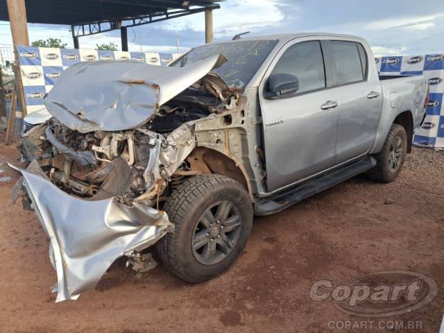 2024 TOYOTA HILUX CD 