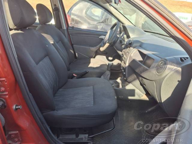 2013 RENAULT SANDERO 