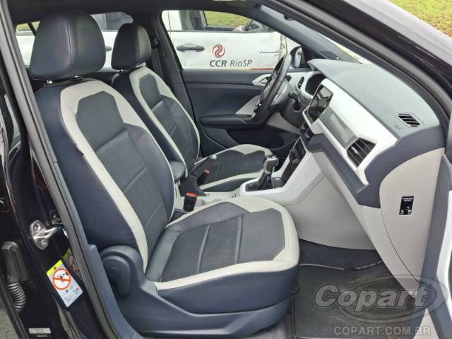 2021 VOLKSWAGEN T-CROSS 