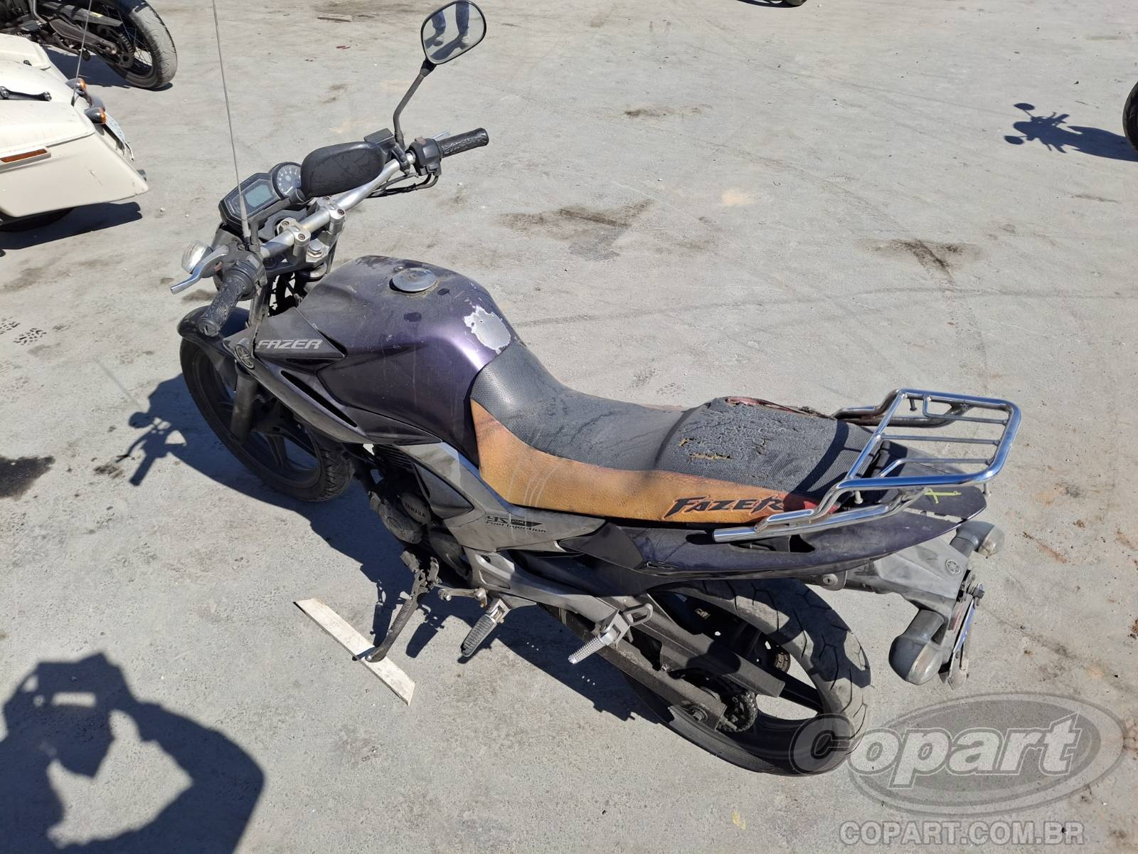 Foto 3: 2013 YAMAHA FAZER