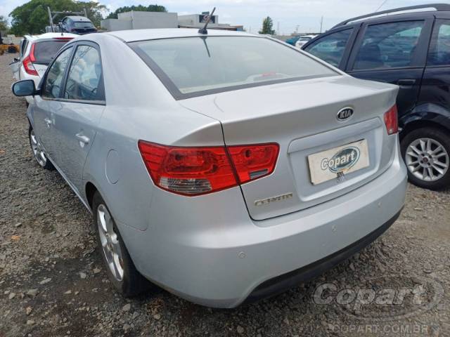 2010 KIA CERATO 