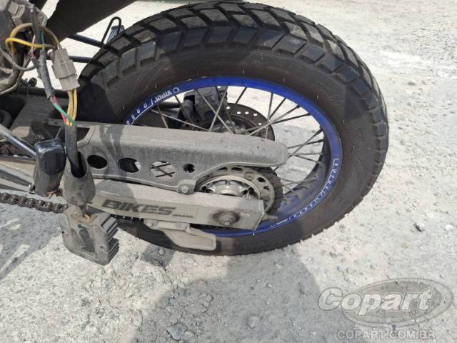 2003 HONDA NX4 