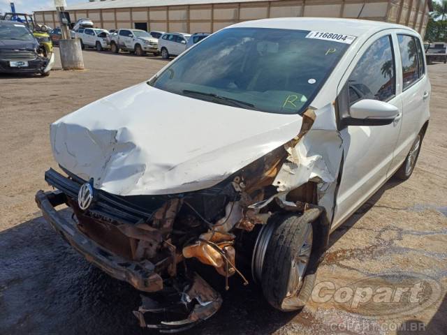 2015 VOLKSWAGEN FOX 