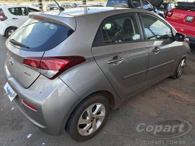 2017 HYUNDAI HB20 