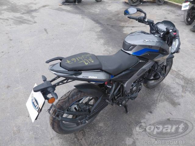 2026 BAJAJ DOMINAR 