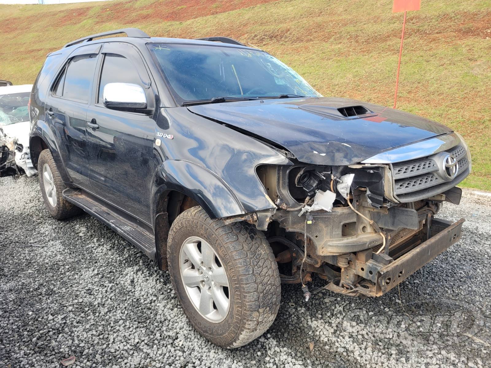 Toyota Hilux SW4 2010 3.0 D-4D Turbo Diesel
