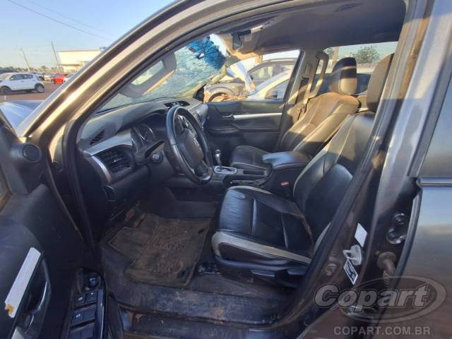 2023 TOYOTA HILUX CD 