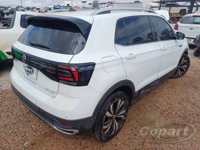 2024 VOLKSWAGEN T-CROSS 