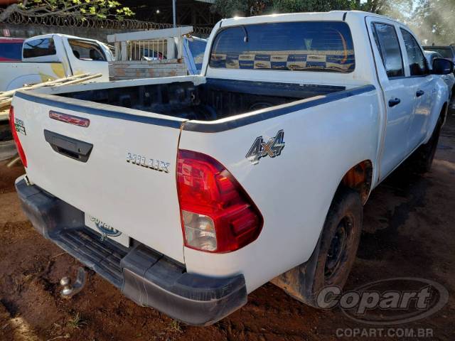 2024 TOYOTA HILUX CD 