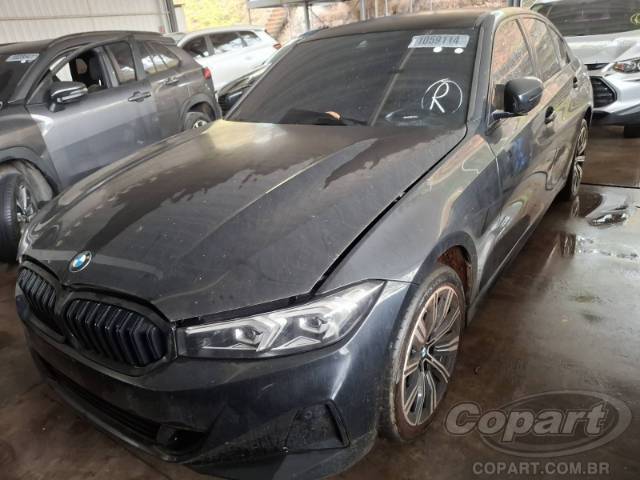 2024 BMW SERIE 3 