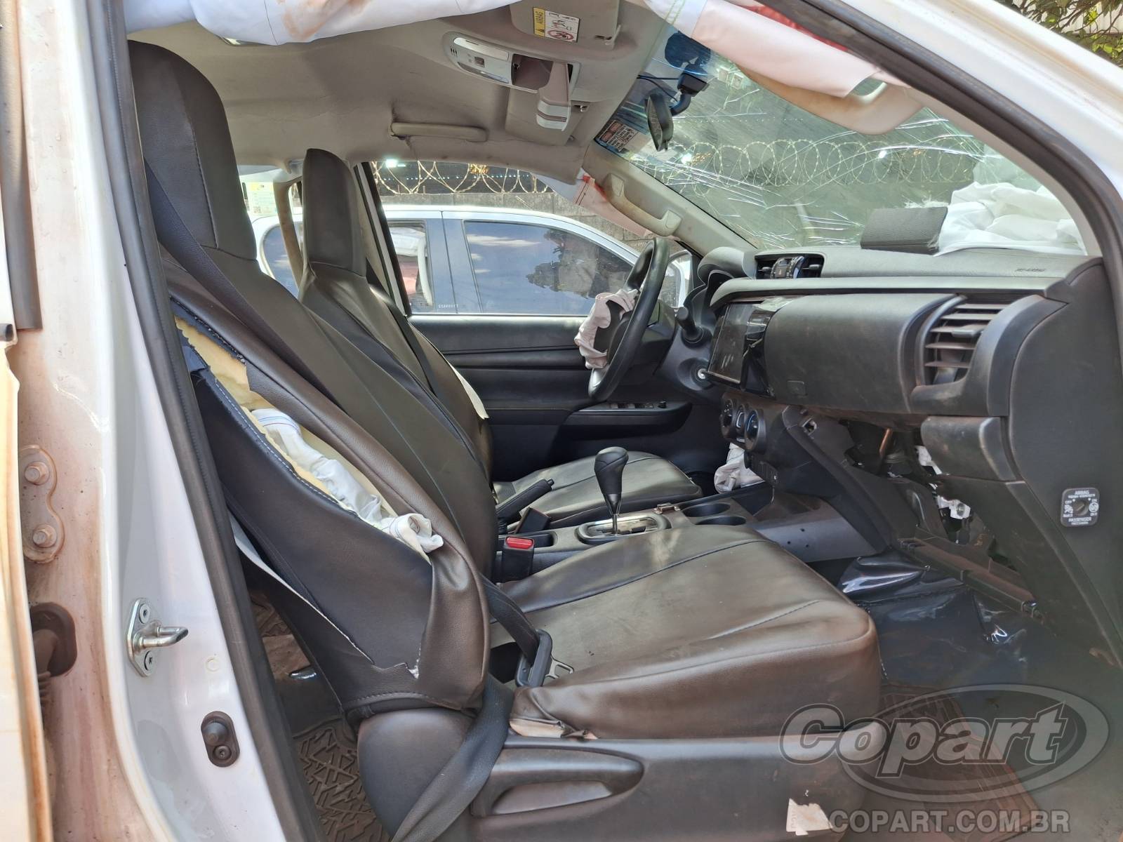 Foto 5: 2026 TOYOTA HILUX CD