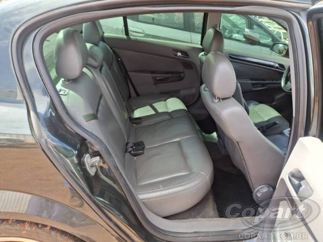 2011 CHEVROLET VECTRA 