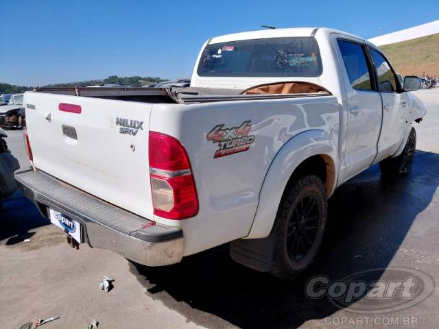 2015 TOYOTA HILUX CD 