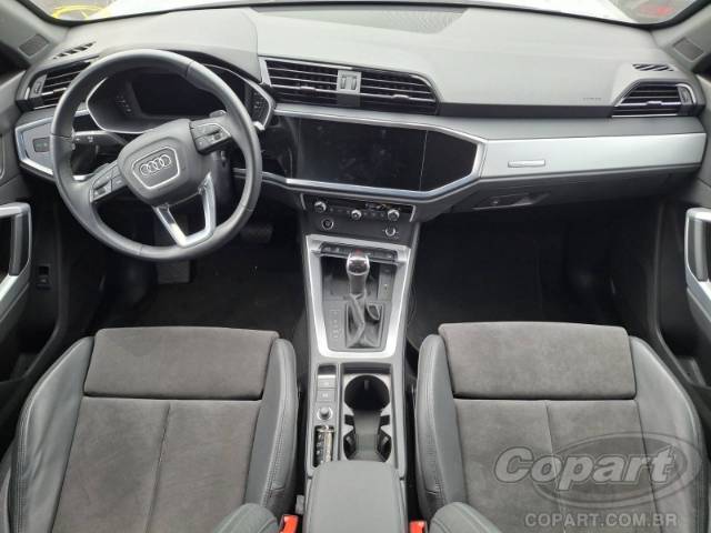 2022 AUDI Q3 