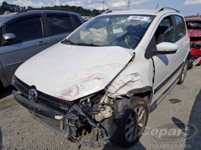 2013 VOLKSWAGEN FOX 