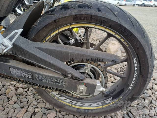 2023 HONDA CB 300F 